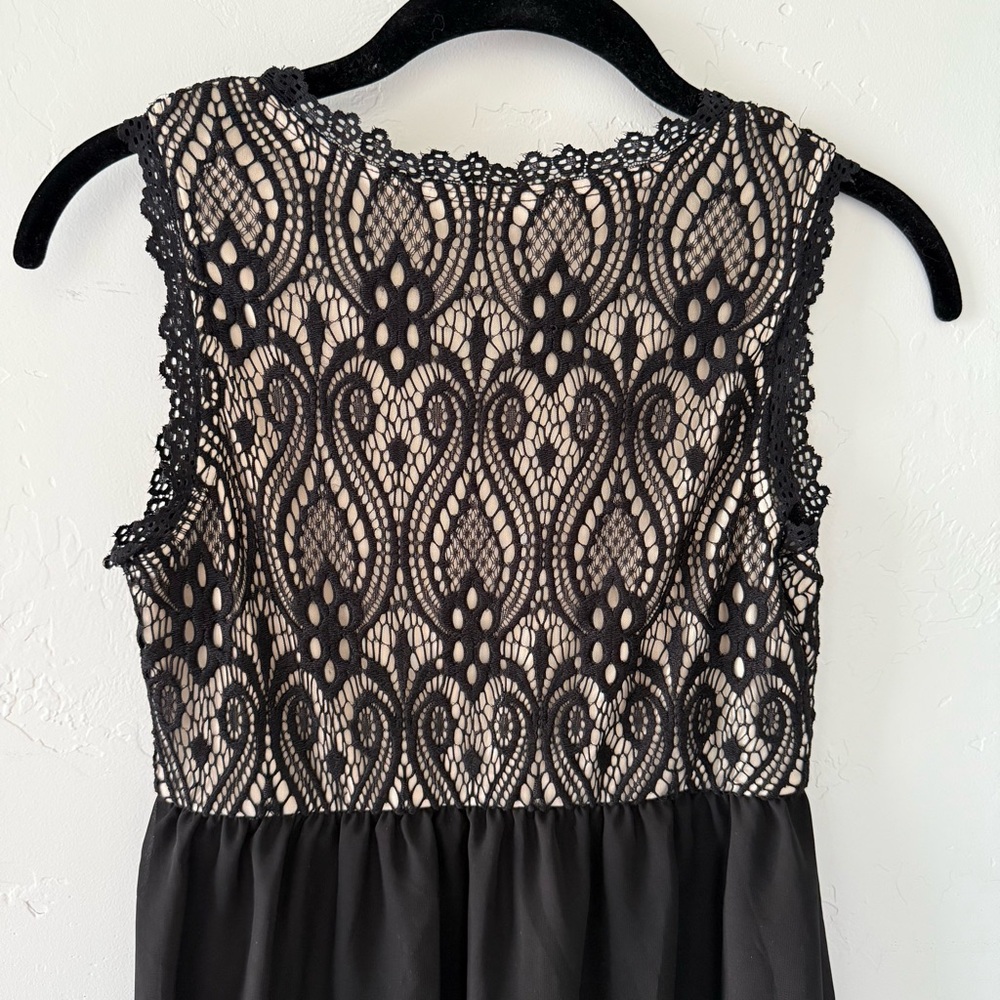 Pinkblush Black Lace Overlay Cocktail Dress, Sleeveless, Knee Length, Size Small - Picture 5 of 7